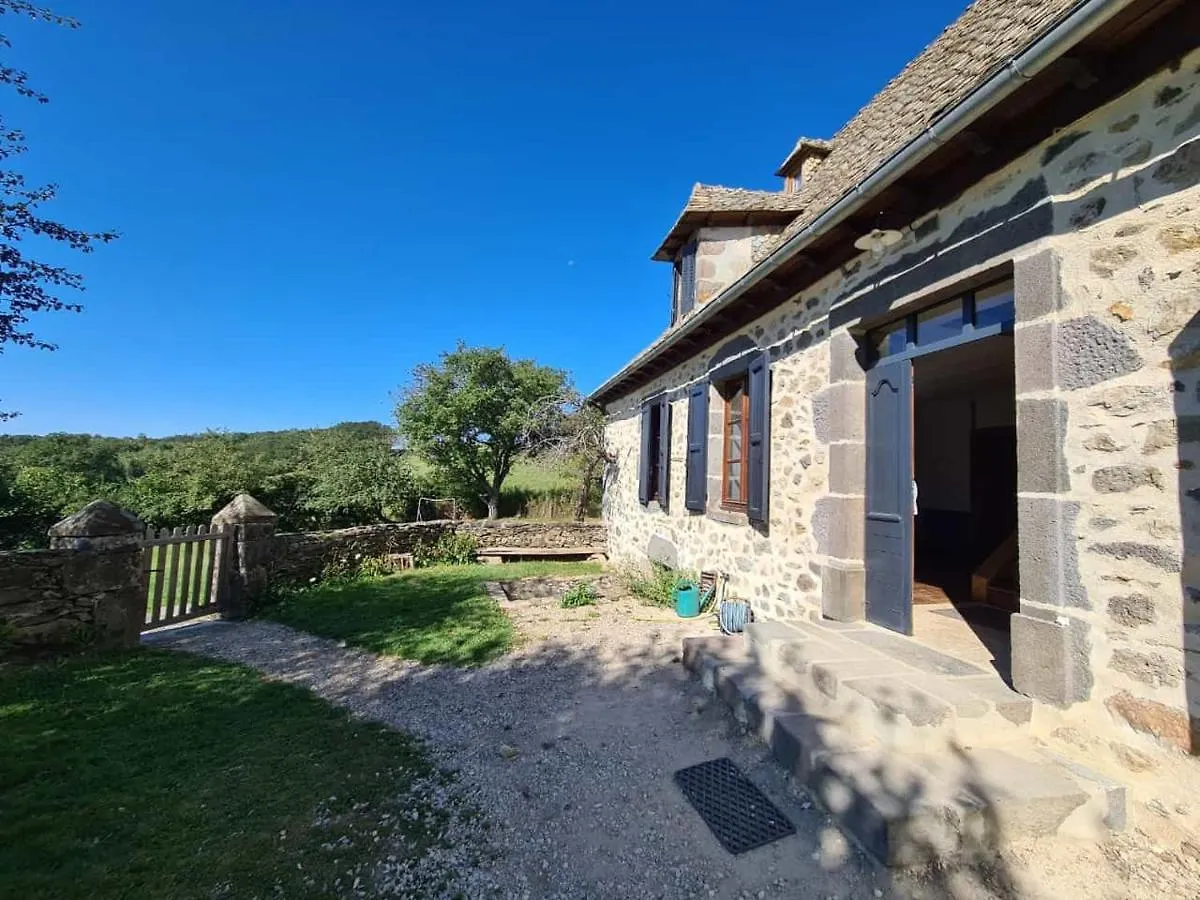 Maison Typique Auvergnate, Piscine Et Four A Pain Saint-Christophe-Les-Gorges